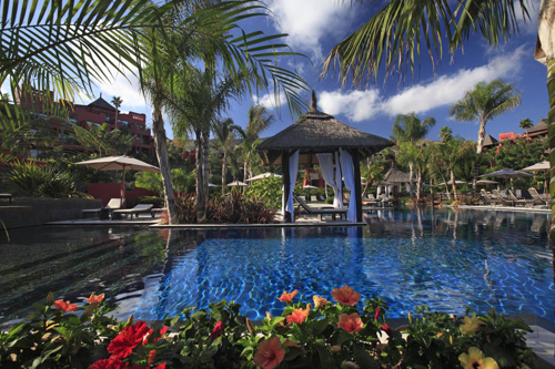 hotel-asia-gardens-piscina