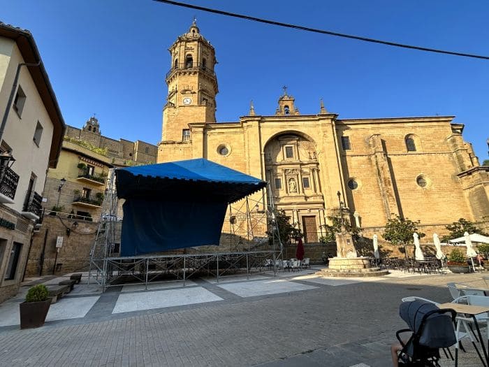 la bastida plaza principal